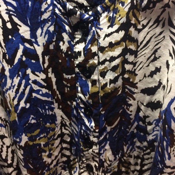 Blouse - Picture 2 of 3