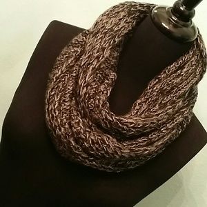 Thick knit infinity scar2