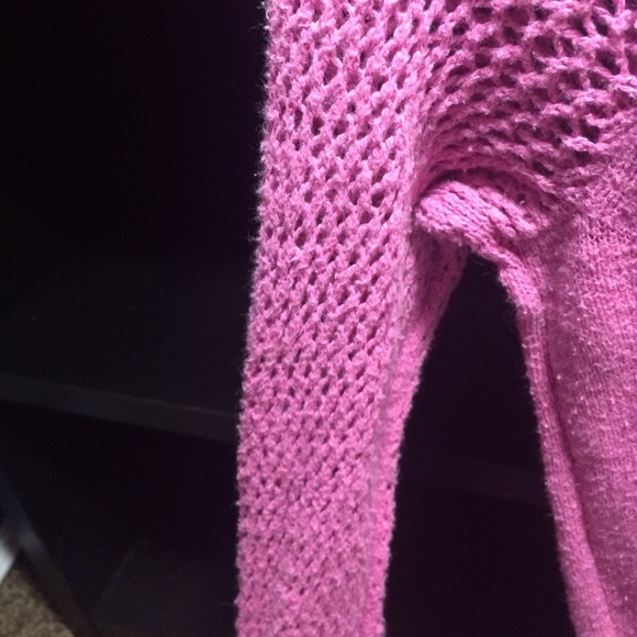 Crop top - Picture 2 of 3