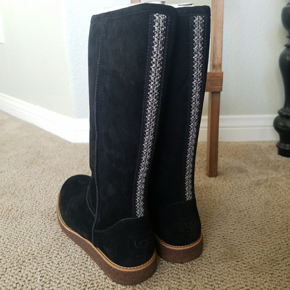 Rue UGG suede woman's boot - Picture 3 of 8