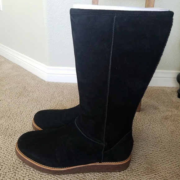 Rue UGG suede woman's boot - Picture 5 of 8