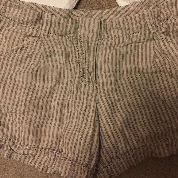 Max Studio shorts bundle - Picture 2 of 4