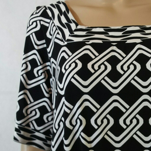 Alfani "Geo-Print" Short Sleeve Top - Picture 2 of 4