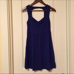👗 Blue open back Forever 21 dress