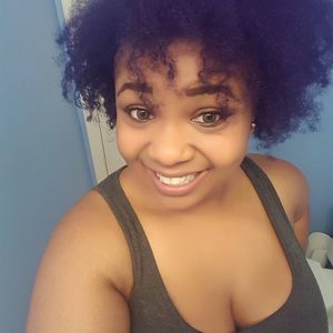 Meet your Posher, Saraya