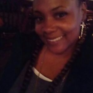 Meet your Posher, Eboni