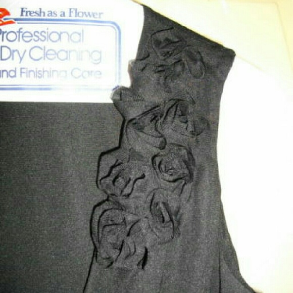 Anne Klein AK Rosette Camisole Double Layered Top -- Final Price - Picture 2 of 4