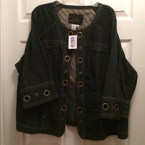 Jean jacket with large grommets 1 eye/hook at top