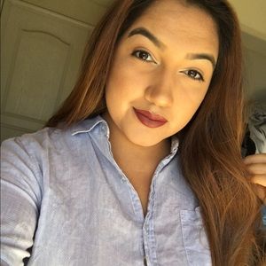 Meet your Posher, Carla