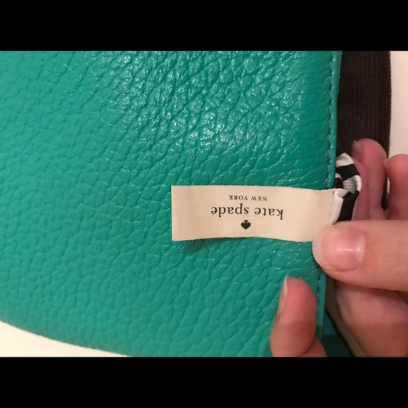 Kate Spade Cross Body Bag (with dust bag) - Picture 4 of 4
