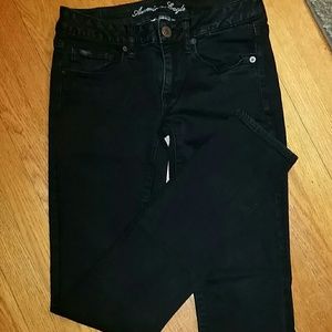 American Eagle Outfitters Black skinny jeans sz 6