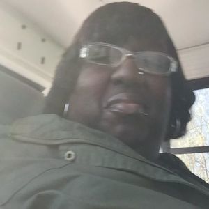 Meet your Posher, Annette