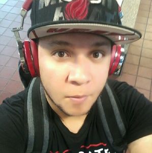 Meet your Posher, Cesar