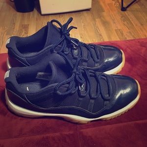 midnight blue 11 lows