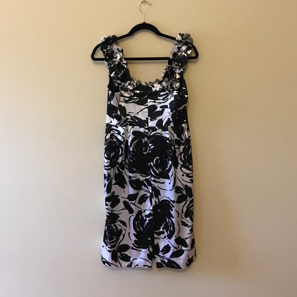 White House Black Market cocktail dress - Picture 2 of 3