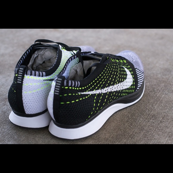 Size 10 1/2 Nike Flyknit Racers Orca/Volt.