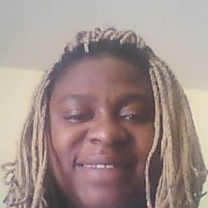 Meet your Posher, Ebony