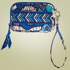 NWT Vera Bradley Tech Case- Blue Bayou