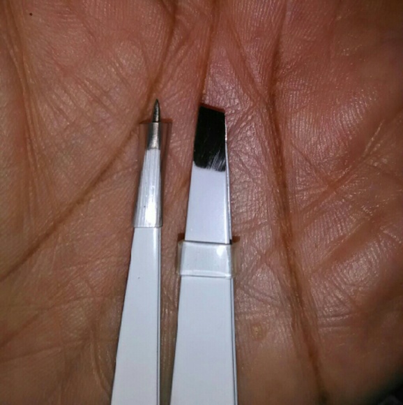 Real technique liner brush - Picture 2 of 2