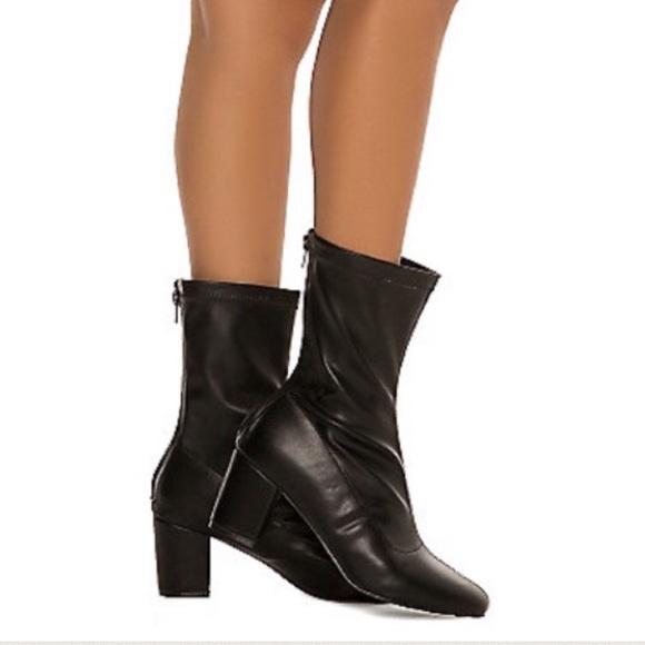 •Calf Low Heel Boots• - Picture 3 of 8