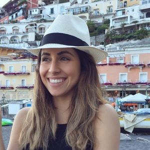 Meet your Posher, Taylor