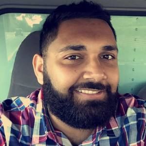 Meet your Posher, Hamza