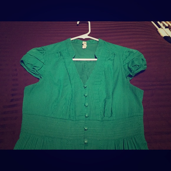 Green cap sleeve button up dress with pockets - Picture 1 of 4
