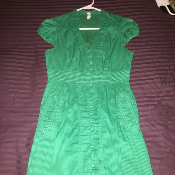 Green cap sleeve button up dress with pockets - Picture 2 of 4
