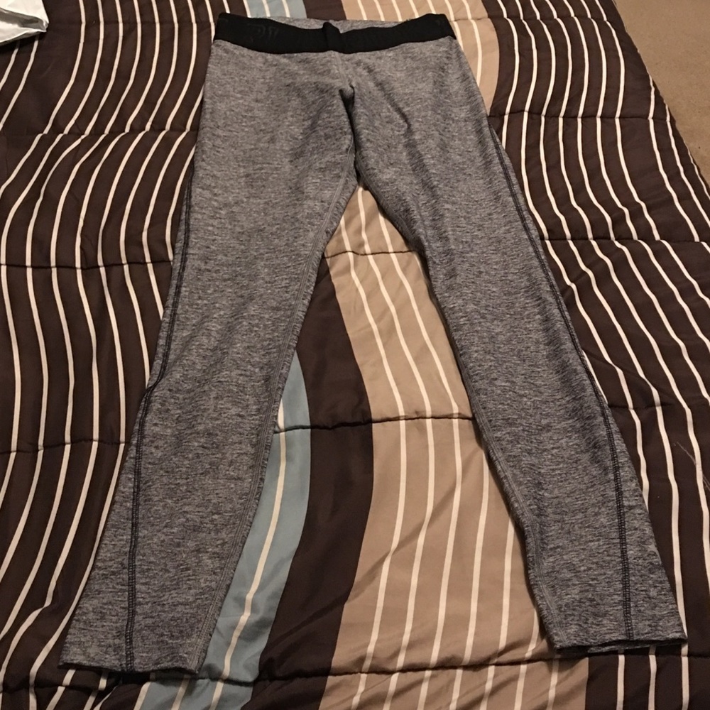 New VS Ultimate Yoga Legging