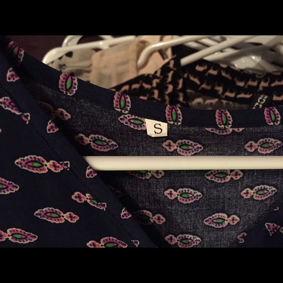 Long patterned "hippy" dress with buttons - Picture 3 of 3