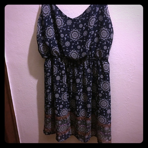 Blue patterned spaghetti strap short dress - Picture 1 of 3