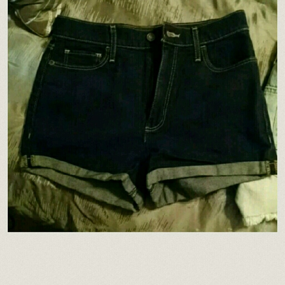 Brand new shorts Abercrombie and Fitch