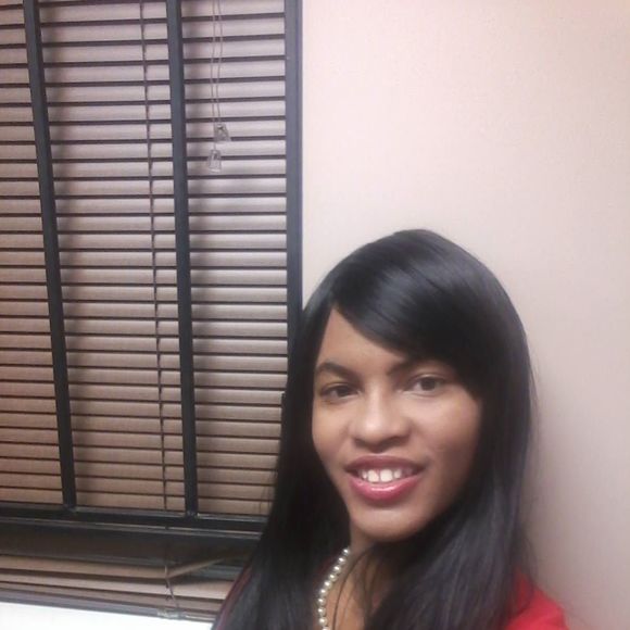 Meet your Posher, Cici - Picture 1 of 1