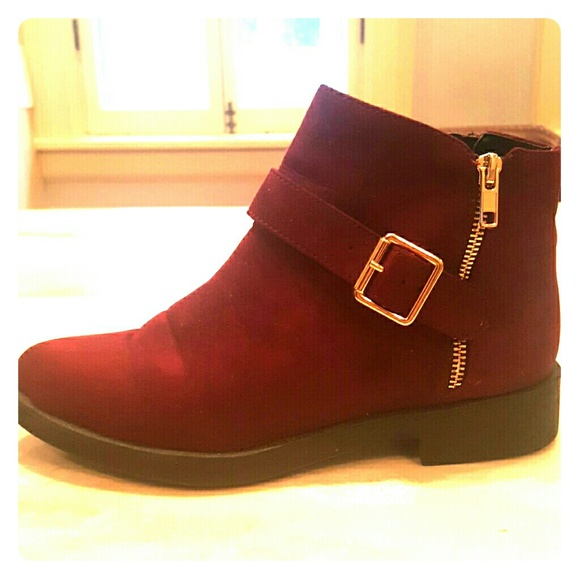 Perfect condition Maroon suede boots