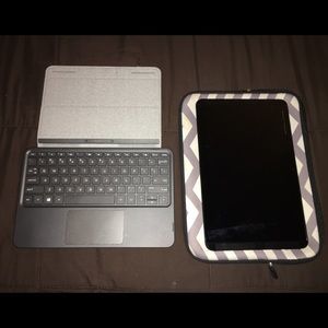 Hewlett-Packard Tablet With Detachable Keyboard