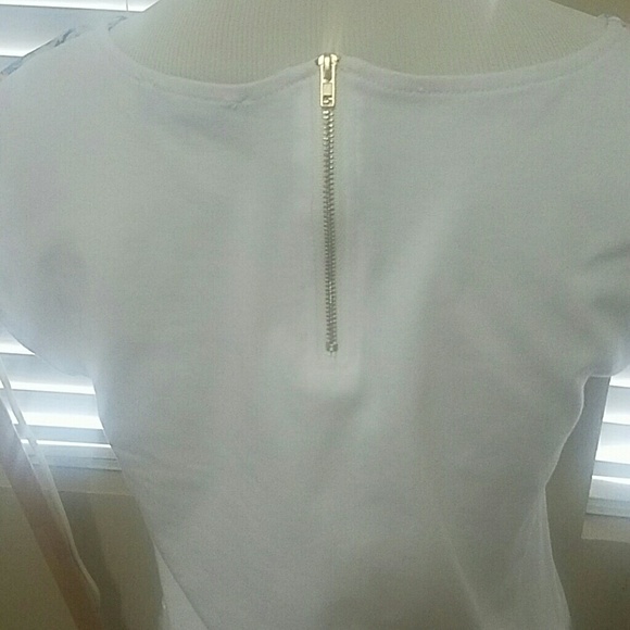 Screen print blouse - Picture 3 of 4