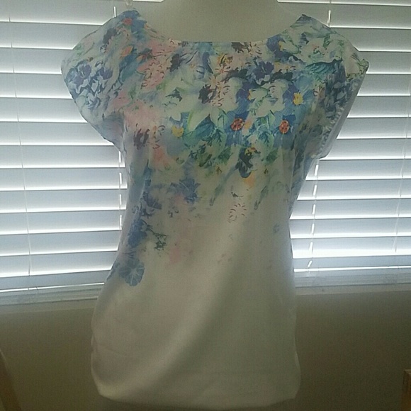 Screen print blouse - Picture 4 of 4