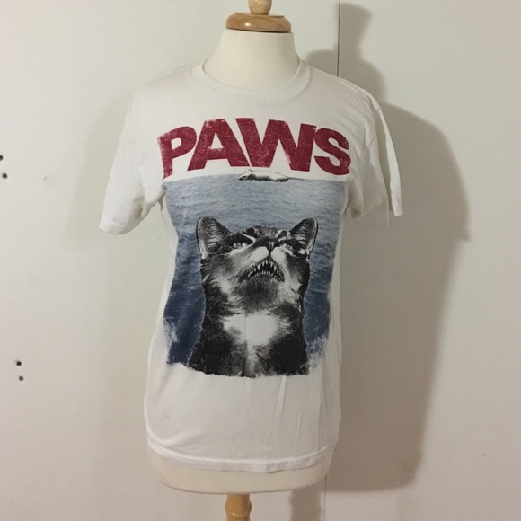Unisex Riot Society "Paws" graphic tee