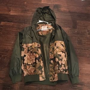 STAPLE RAIN COAT