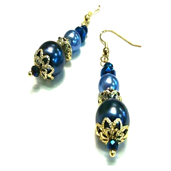 Victorian blue pearl dangle earrings - Picture 1 of 3