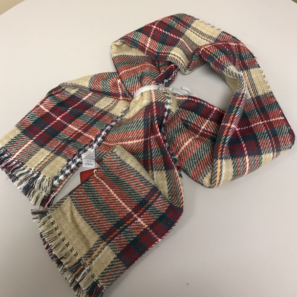 SALE! << Tan Plaid Blanket Scarf Oversized >> - Picture 3 of 3