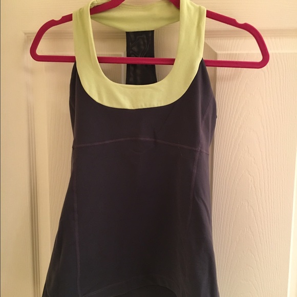Lululemon scoop neck tank
