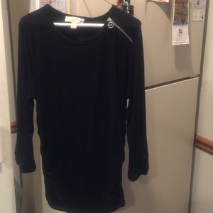 Michael Kors  XL top . Great condition