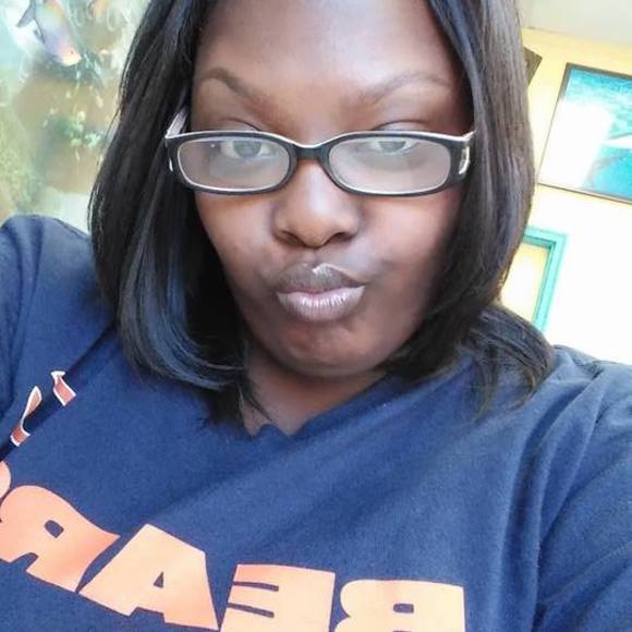 Meet your Posher, April
