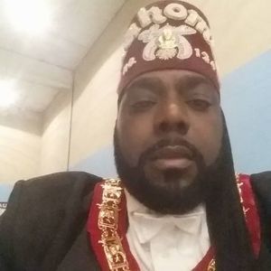 Meet your Posher, Earnest