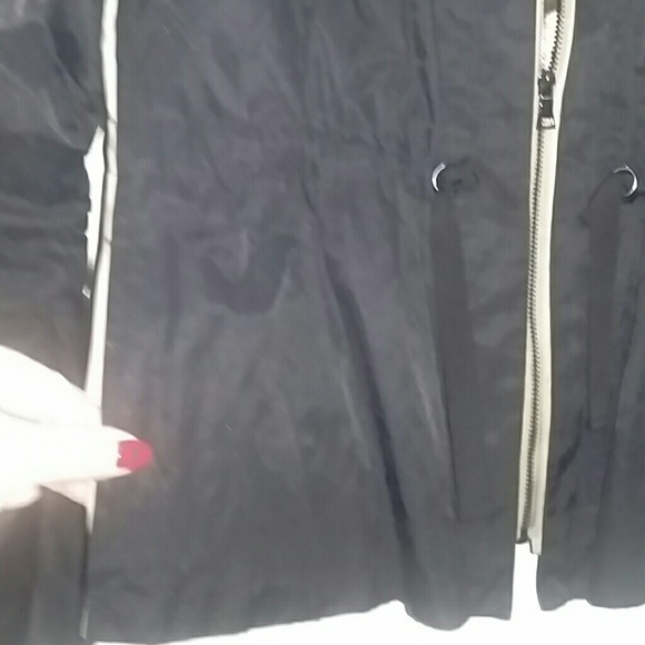 Tahari All Weather/Rain Jacket M - Picture 3 of 4
