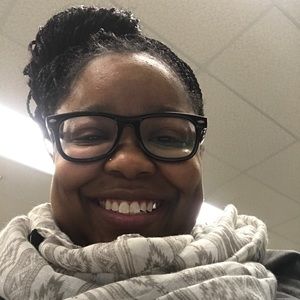 Meet your Posher, Nicole