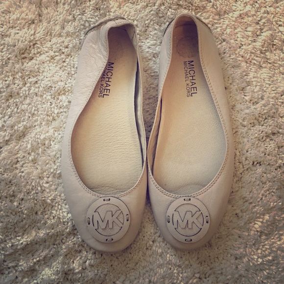 Michael Kors flats