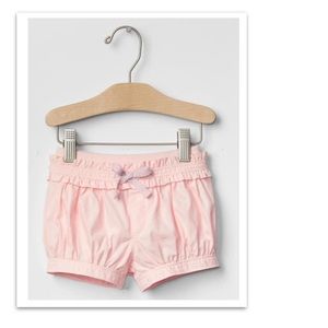 GAP Pink Ruffle Bubble Shorts Size 0-3M & 6-12M