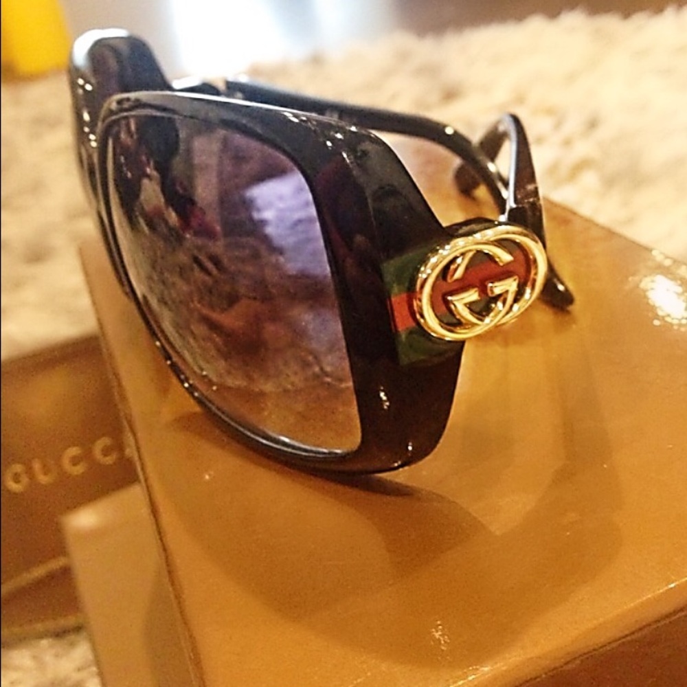 💯AUTHENTIC GUCCI SUNGLASSES